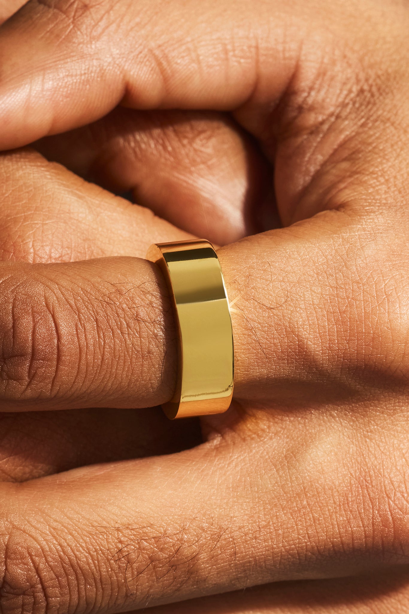 Polished Band Ring - 8mm - Gold